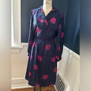 Vintage navy and fuchsia late 70’s early 80’s polyester dress